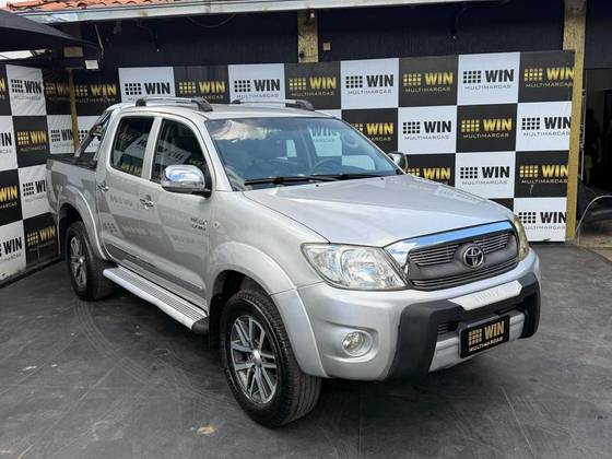 TOYOTA HILUX 2.7 SR 4X2 CD 16V GASOLINA 4P MANUAL